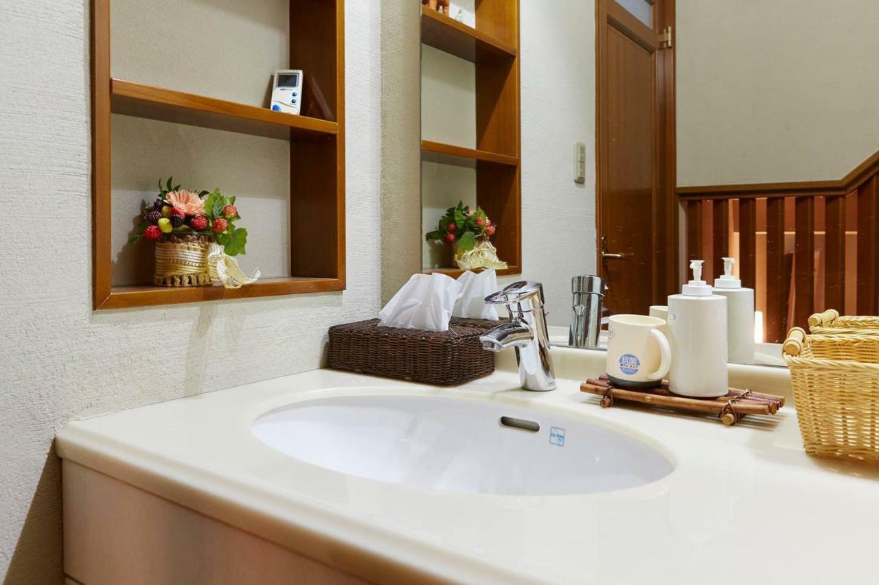 Urayasu Guesthouse 浦安ゲストハウス Екстериор снимка